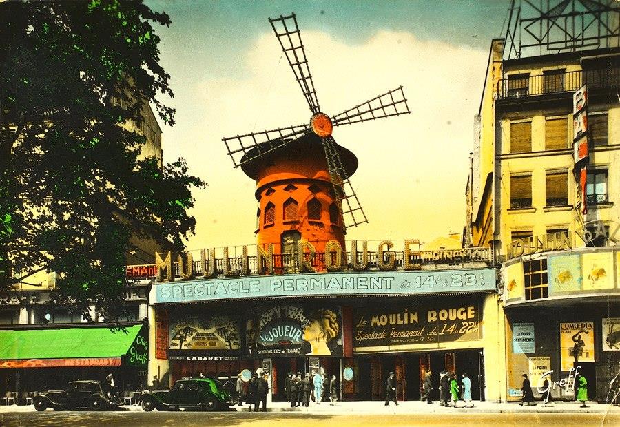 Fascinating Historical Picture of Moulin Rouge at Montmartre in Paris in 1950 