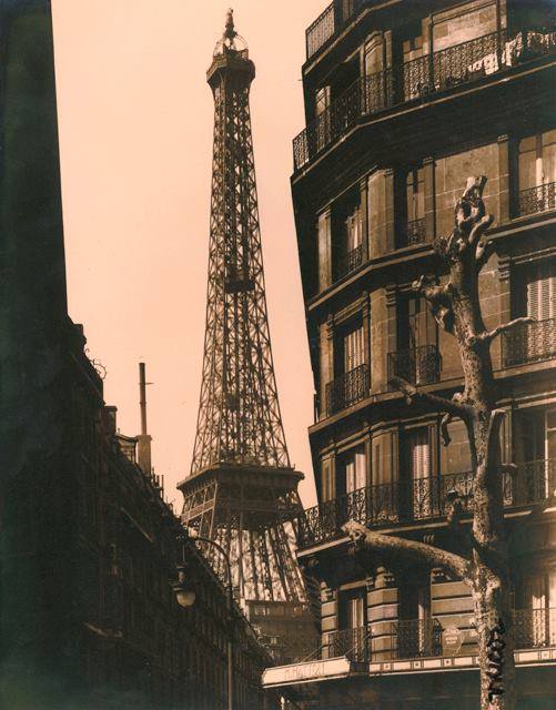 What Did Eiffel Tower Look Like  in 1948 