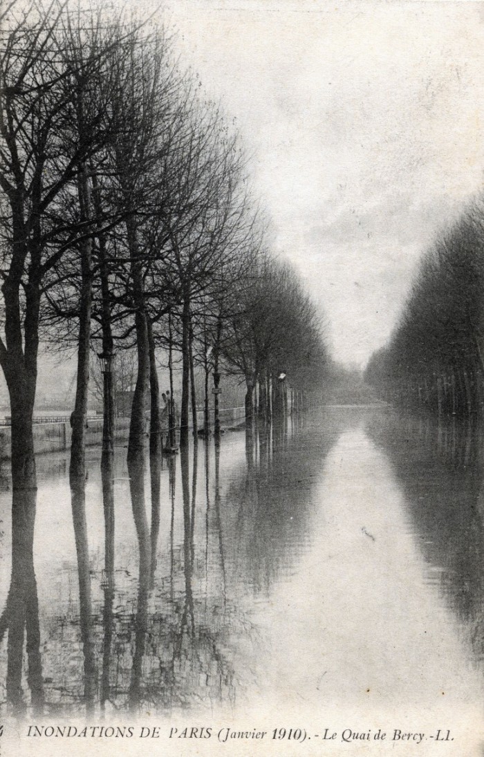 crue-seine-paris-1910b