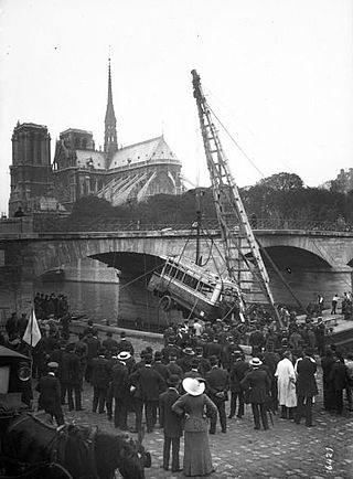 accident-bus-pont-archeveché-paris-1911