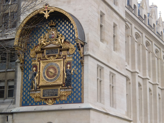 La plus vieille horloge publique de Paris donne l’heure aux parisiens depuis 1371