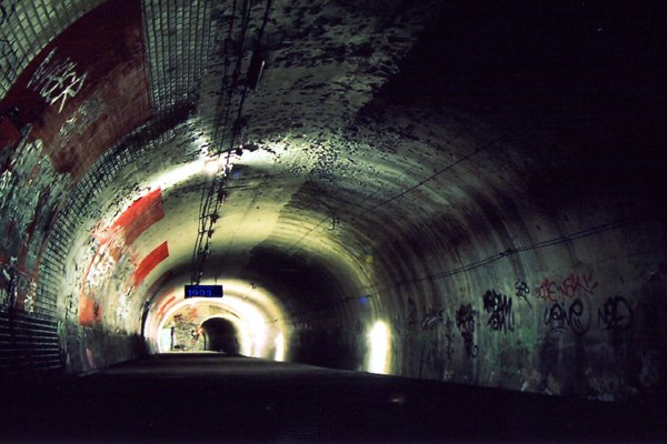 station-metro-fantome-paris
