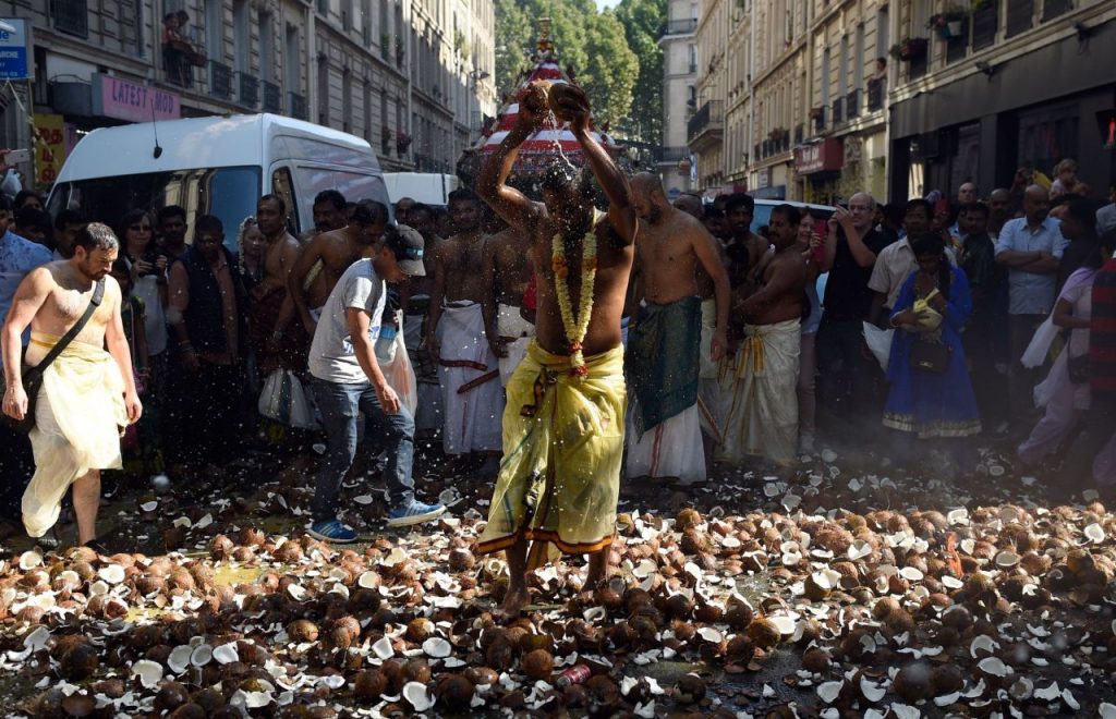 Ganesh fête Paris inde hindoux aout 18ème arrondissement 