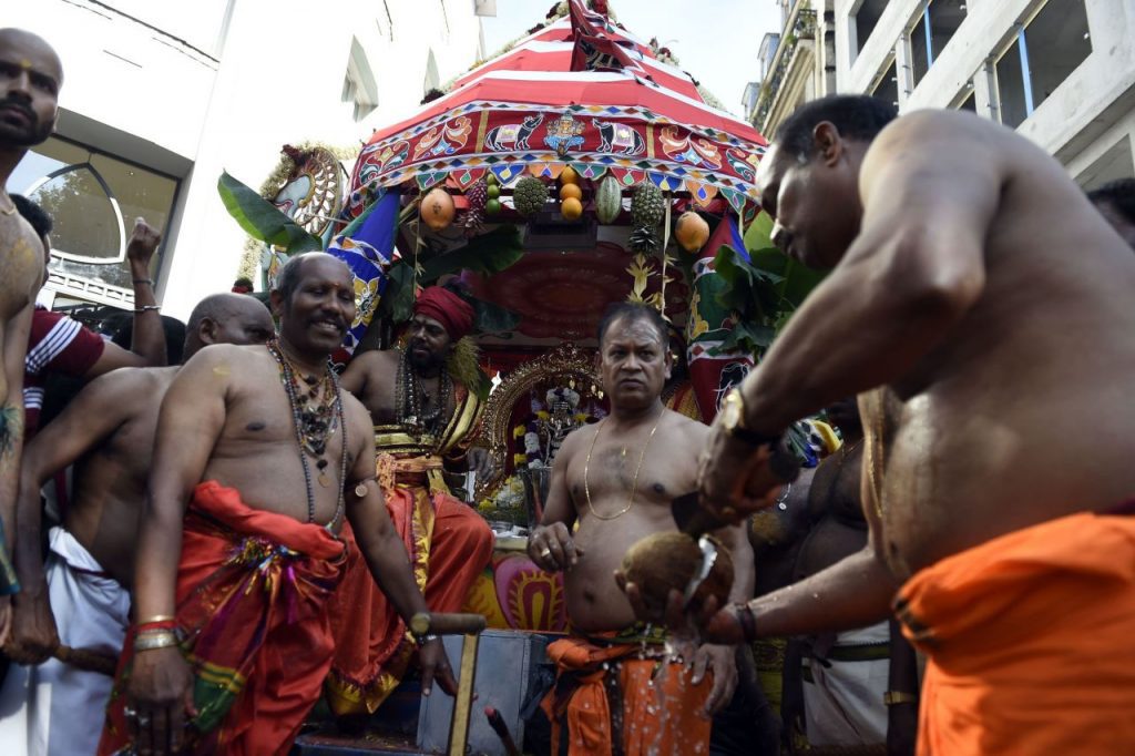 Ganesh fête Paris inde hindoux aout 18ème arrondissement 