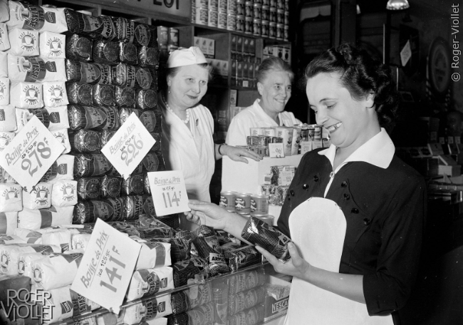 Baisse des prix dans les épiceries. Paris, 10 septembre 1953.