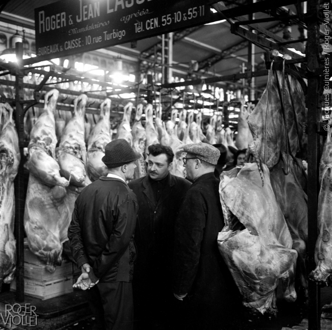 Mandataires en viandes, aux Halles de Paris, années 1960.