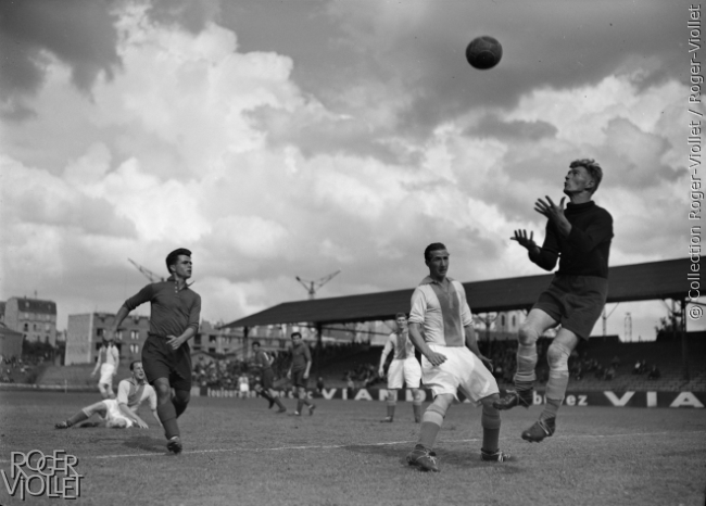 Match de football Cap contre Tilbury. Saint-Ouen, 15 aout 1952.