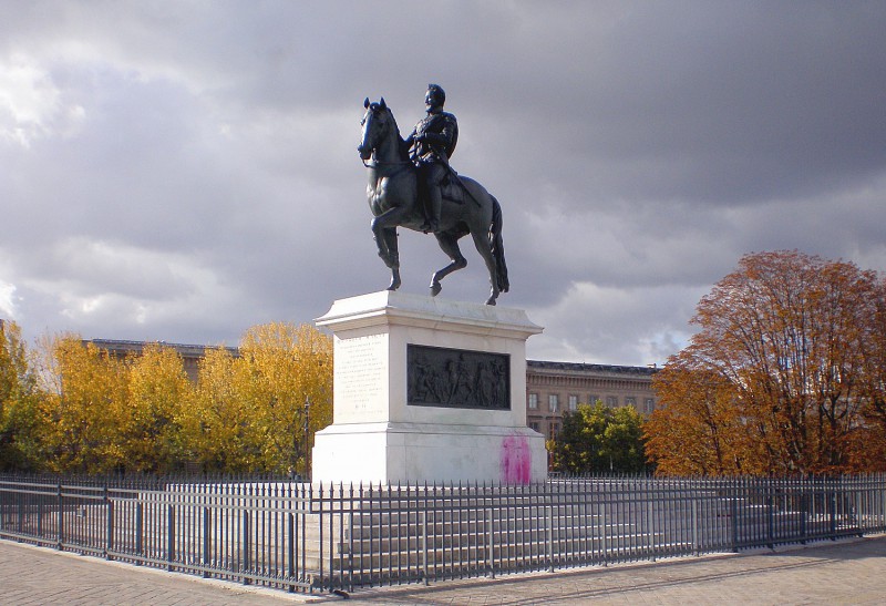 statue-henri-iv-pont-neuf-paris