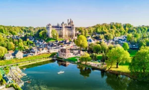 Pierrefonds © Adobe Stock