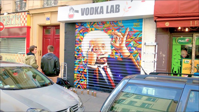 Einstein vu par le street artist Joris Delcourt