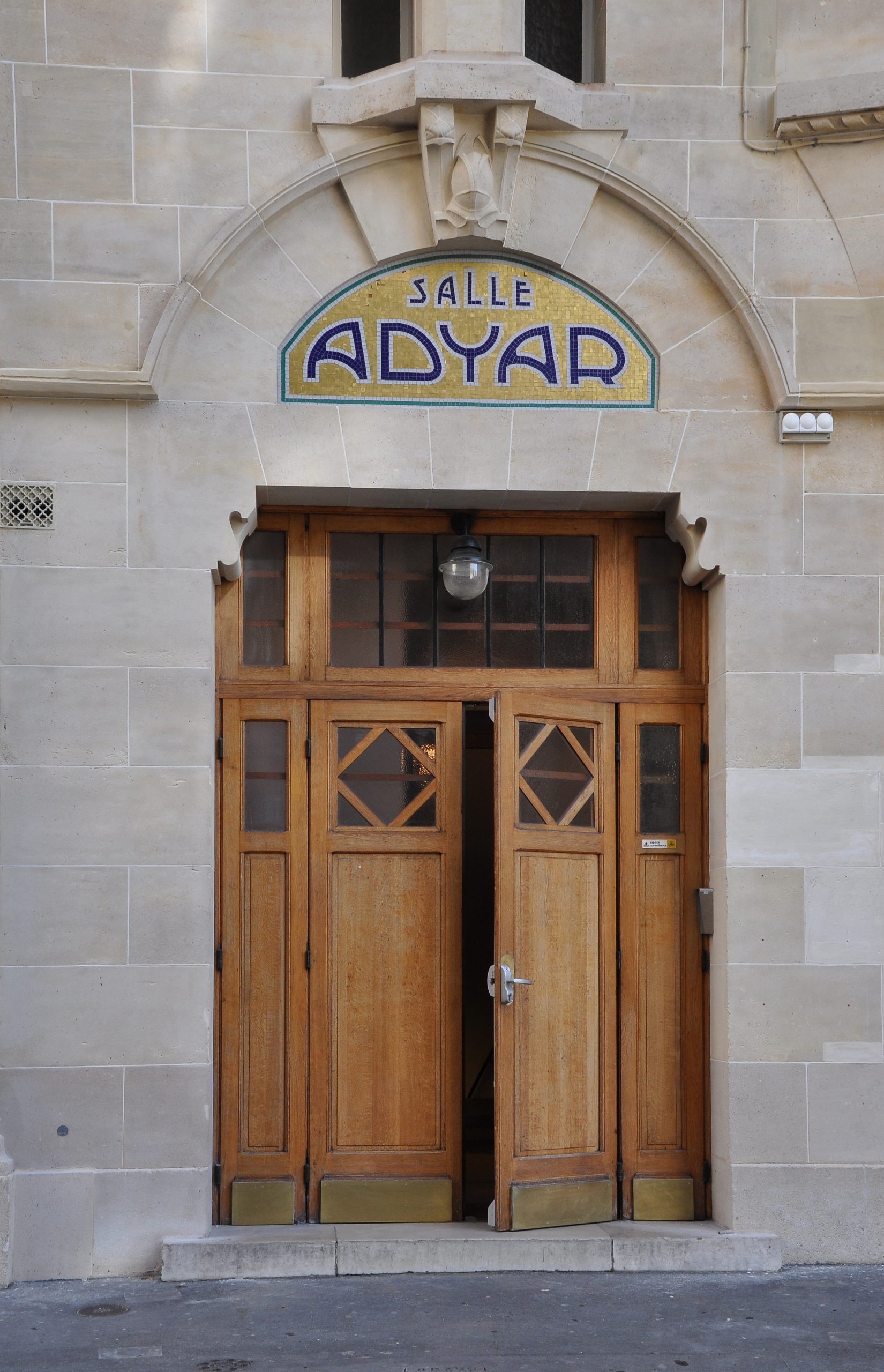 Société-théosophique-square-rapp-paris-zigzag
