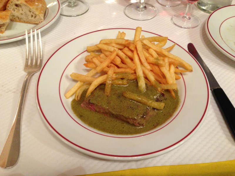 Le Relais de l'entrecôte meilleures frites Paris