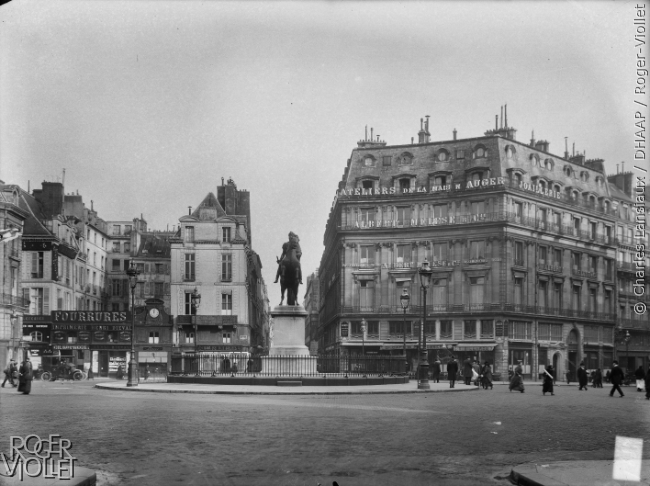 Place des Victoires Paris