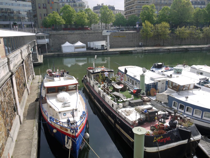 port arsenal paris bastille bateaux plaisance