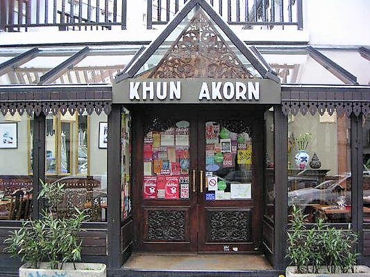 khun akorn paris thailandais 