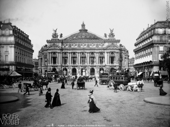 Place de l'Opéra à Paris