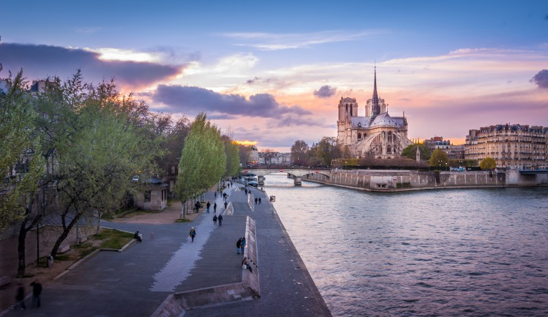 Notre-Dame de Paris vue depuis le pont de la Tournelle