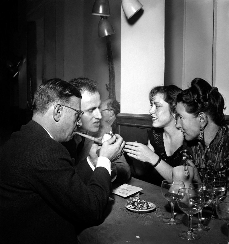 Sartre, Beauvoir, Vian et sa femme © At first flash