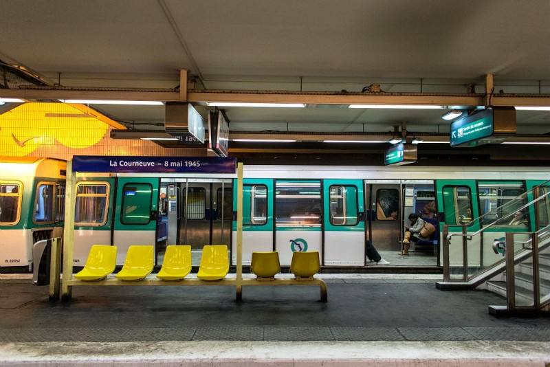 rame-métro-paris-zigzag