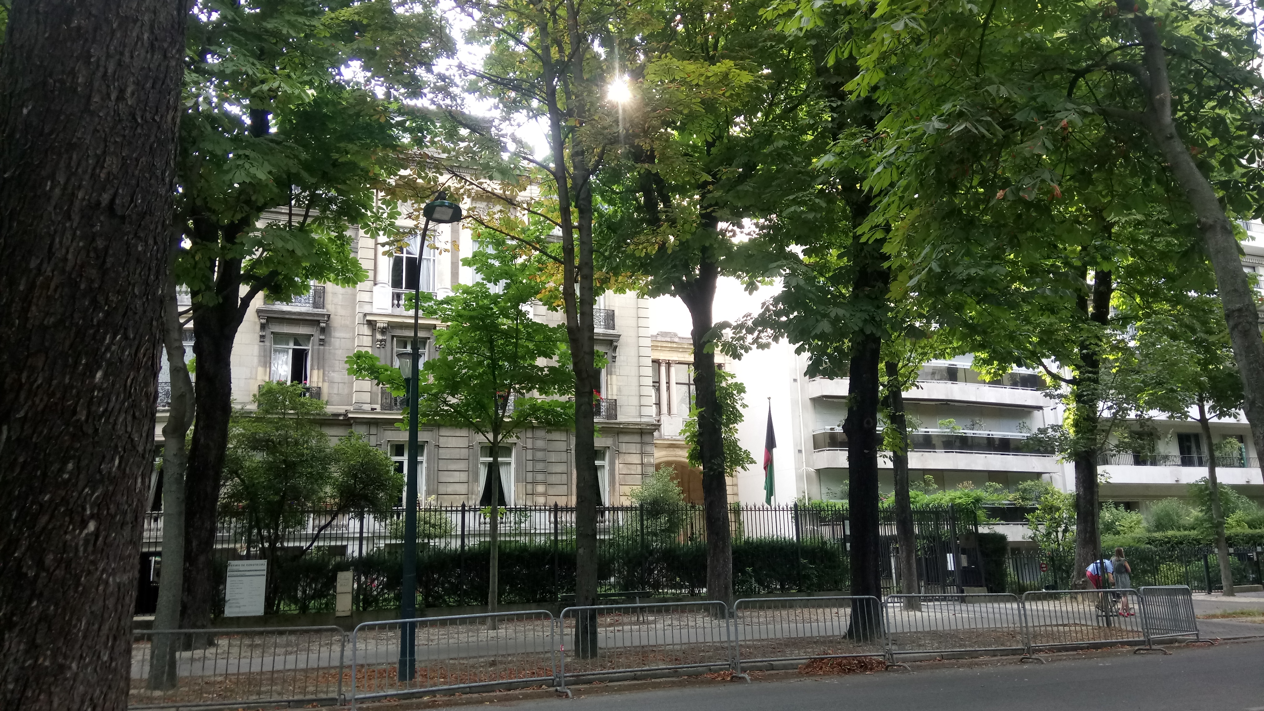 ambassade-ranelagh-paris-zigzag