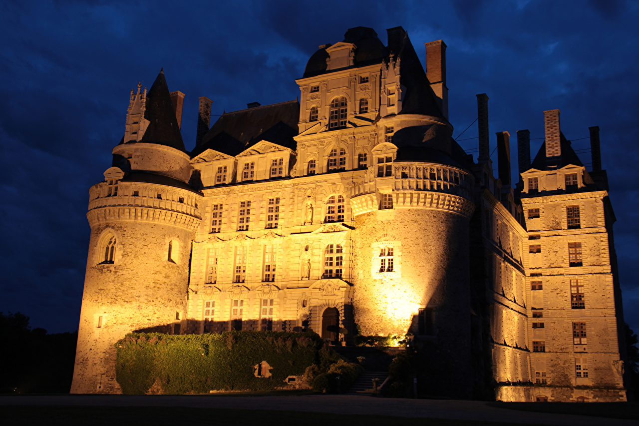 château-nuit-paris-zigzag