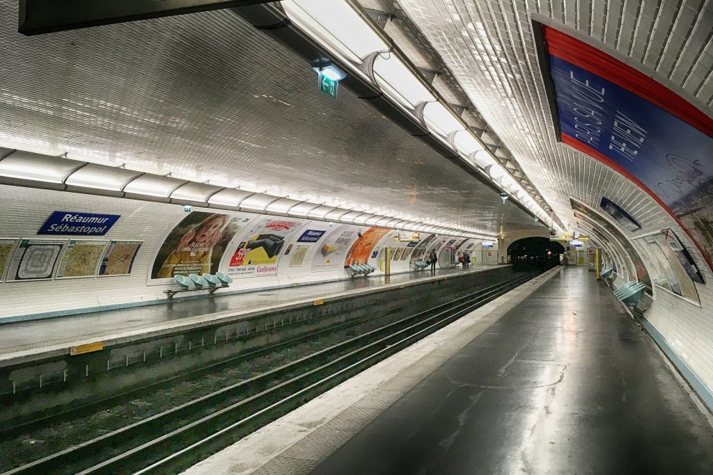 métro-réaumur-sébastopol-paris-zigzag