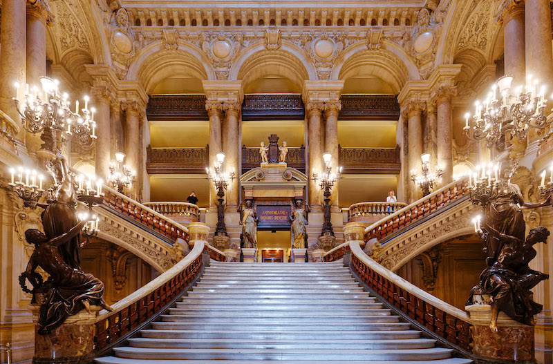 Le grand escalier de l'opéra Garnier - © Pixabay