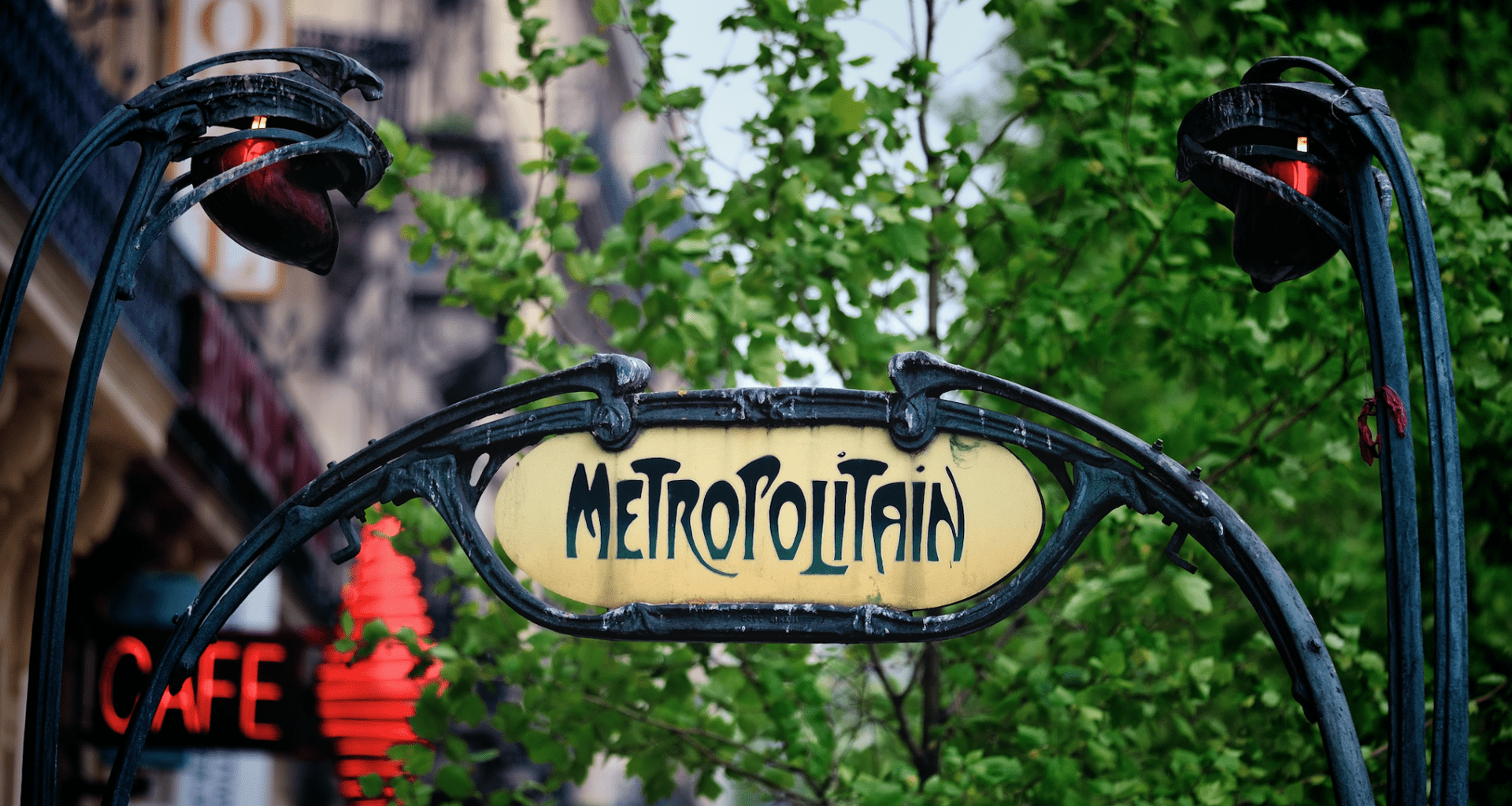 metro-parisien-paris-zigzag