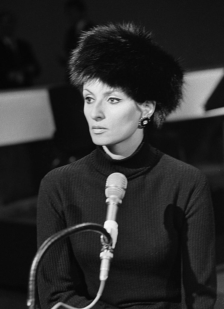 Barbara en répétition, 1968, au Grand Gala du Disque Populaire.