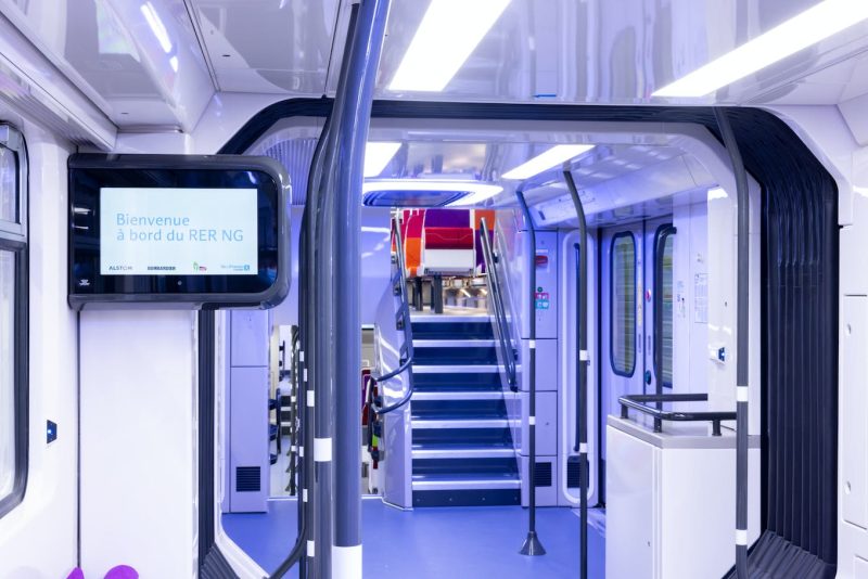 Le RER nouvelle génération fait son apparition sur le réseau Transilien