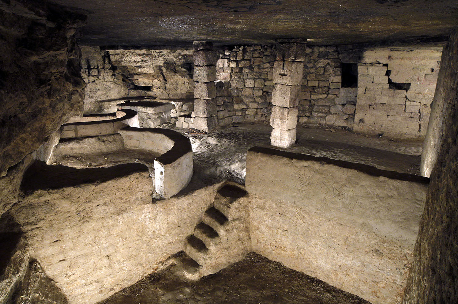 Une Visite In dite Dans Les Catacombes Patrimoine M connu Des Une Visite In dite Dans Les Catacombes Patrimoine M connu Des