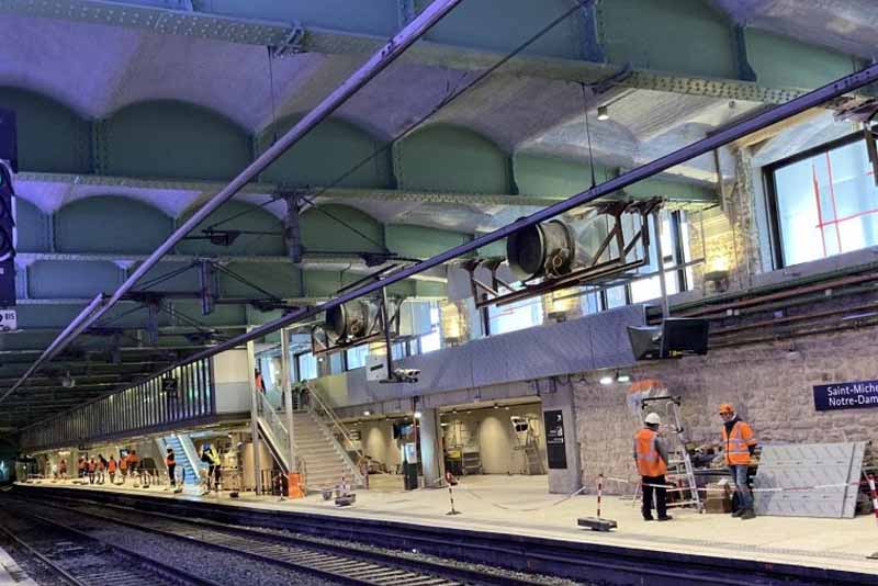 gare Saint-Michel-Notre-Dame RER C rénovée à Paris