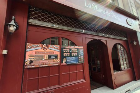 La Plume de Phénix à Paris, bar, restaurant geek et jdr