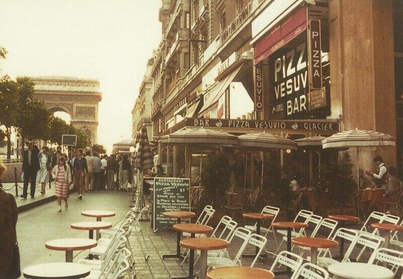 © @vesuvio.paris (instagram)