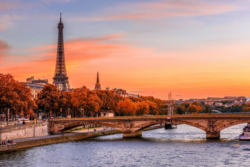 Paris l'automne © Catarina Belova / Shutterstock