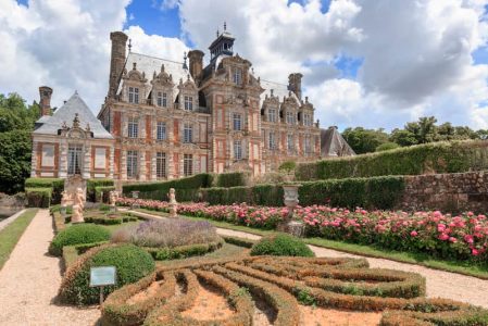 Le château de Beaumesnil et un jardin à la française © Jef Wodniack / Shutterstock