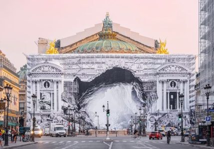 Trompe-l'œil, Retour à la Caverne - Acte I, Palais Garnier, Opéra de Paris, 2023 © JR