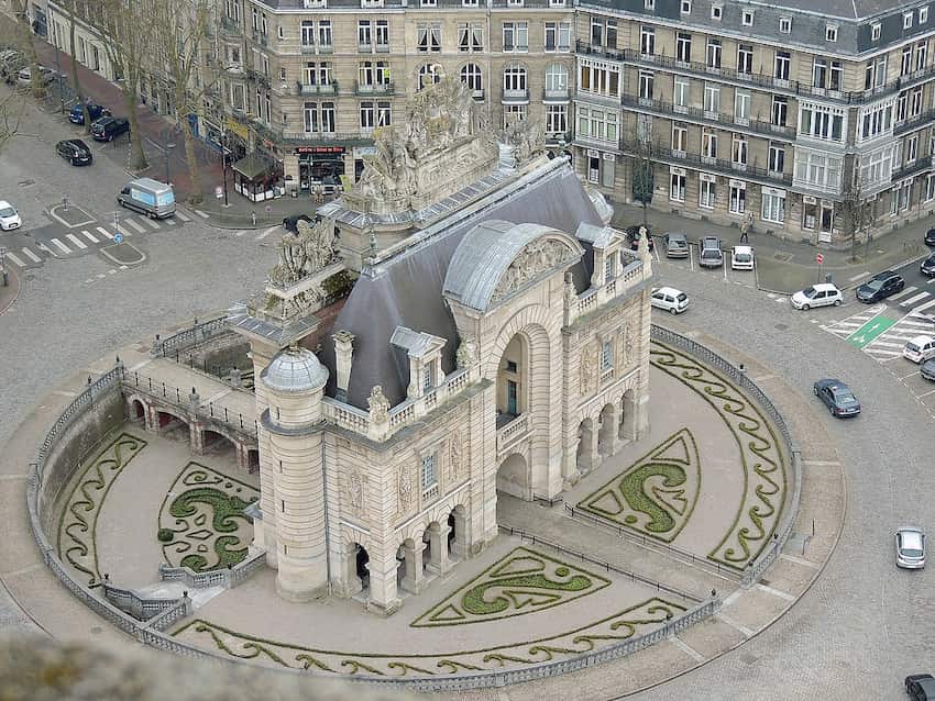 Lille - record du monde - Porte de Paris - Wikipedia © Lydia Dumont David