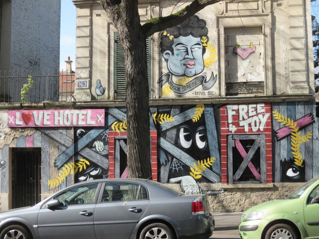Rue Fresque Love Hôtel © Art Streetic