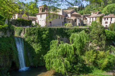 Saint-Guilhem-le-Désert © Les Plus Beaux Villages de France