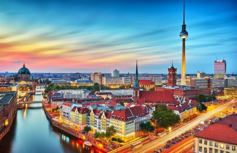 Berlin © AdobeStock_outchill
