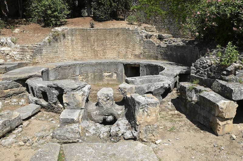 Le bassin de distribution d’eau de Nîmes