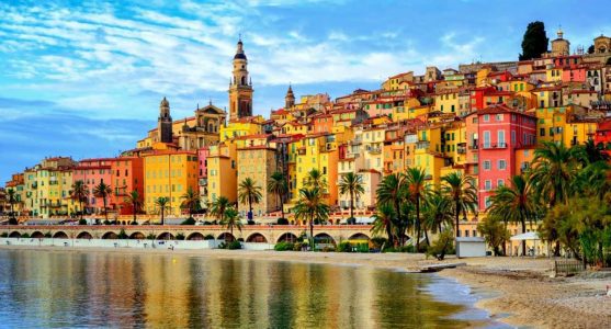 Menton @ Shutterstock
