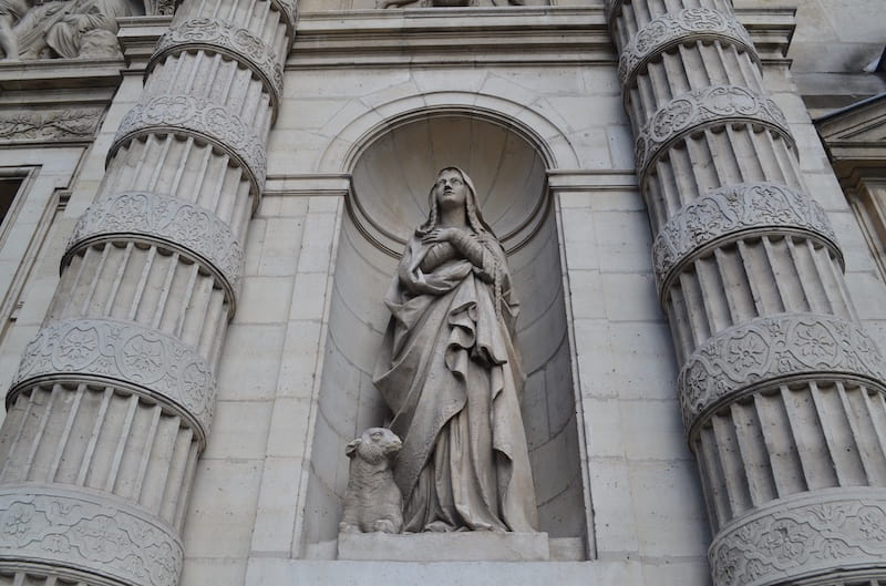 La statue de Sainte Geneviève © Carlos Gardel / Adobe Stock