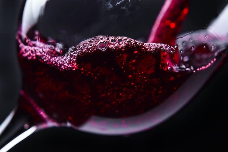 Vin rouge © Igor Normann / Adobe Stock