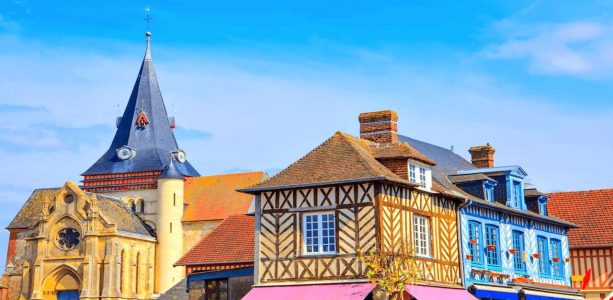 Beaumont-en-Auge © AdobeStock aterrom