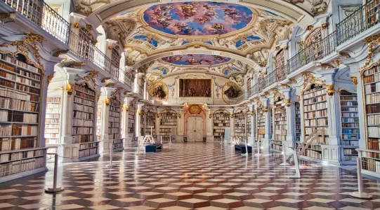 Bibliothèque Abbaye d’Admont © Adobe Stock Patrick Neves