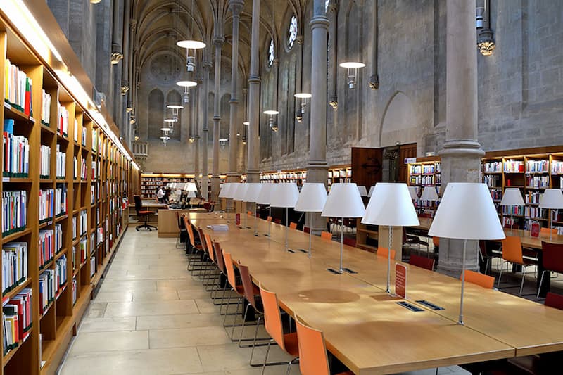 Bibliothèque centrale du CNAM joyau gothique