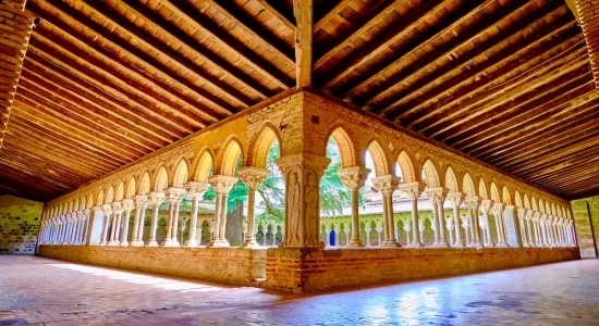 Le cloître de Moissac © Wandering views