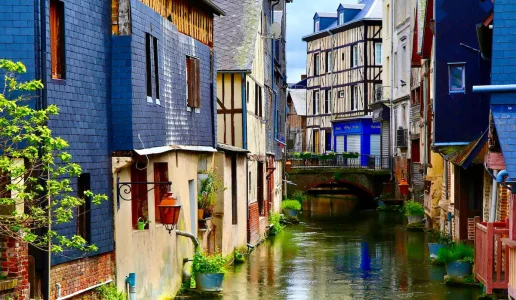 Pont-Audemer, la petite Venise de Normandie © Elena Ska